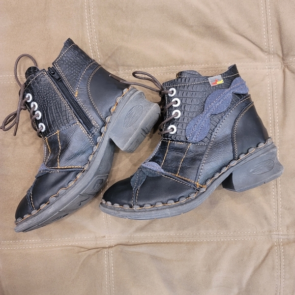 TMA Eyes Washed Leather Lace-up Boots - sz 38 EU / 7.5 US - Picture 4 of 13